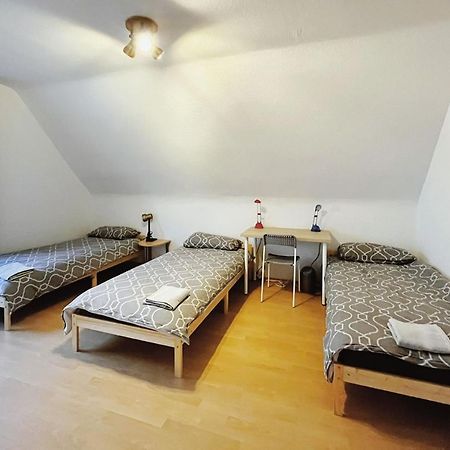 Messezimmer Laatzen 30880 Hannover Exterior foto