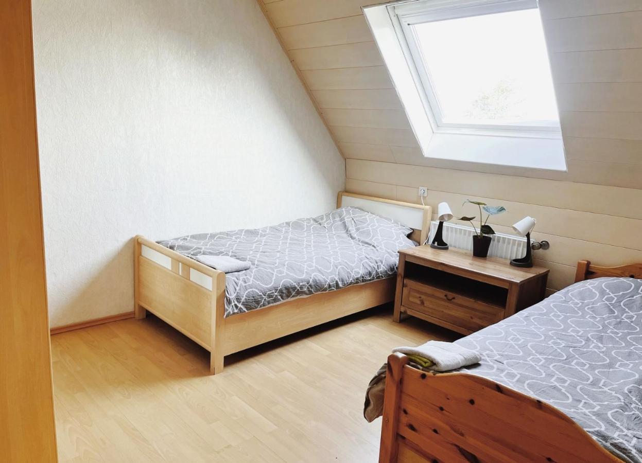 Messezimmer Laatzen 30880 Hannover Exterior foto